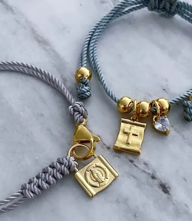 Pulsera Hilo Virgen Milagrosa y Sagrado Corazón Jesús