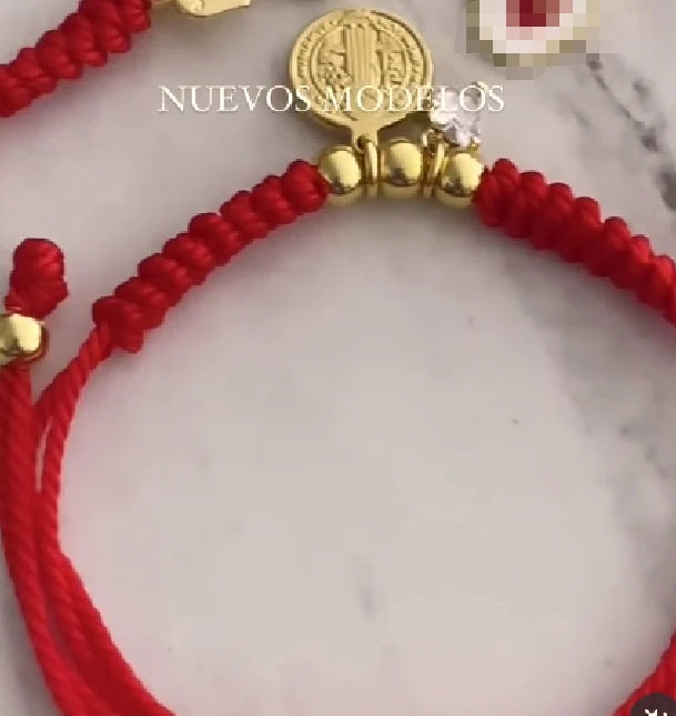 Pulsera Hilo Virgen Milagrosa y Sagrado Corazón Jesús