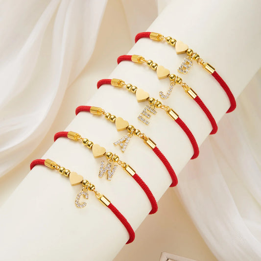Pulsera Hilo Rojo con Iniciales en Strass
